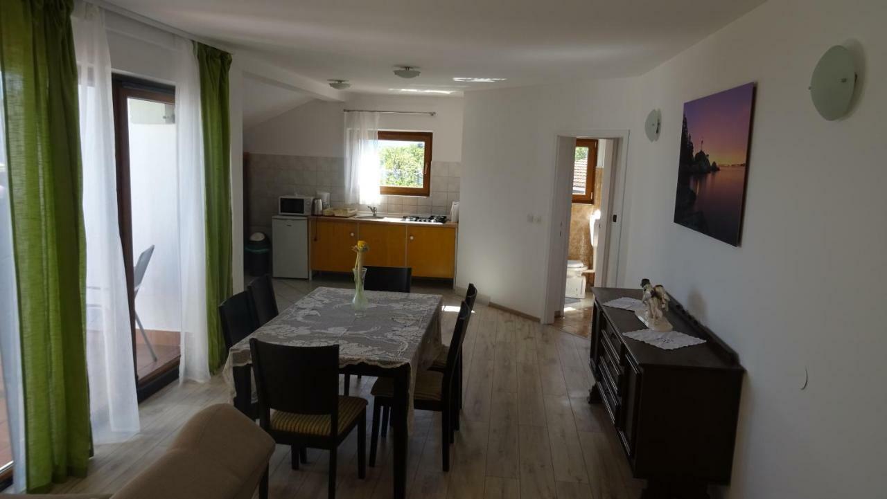 Apartman Marija คาสตาฟ ภายนอก รูปภาพ