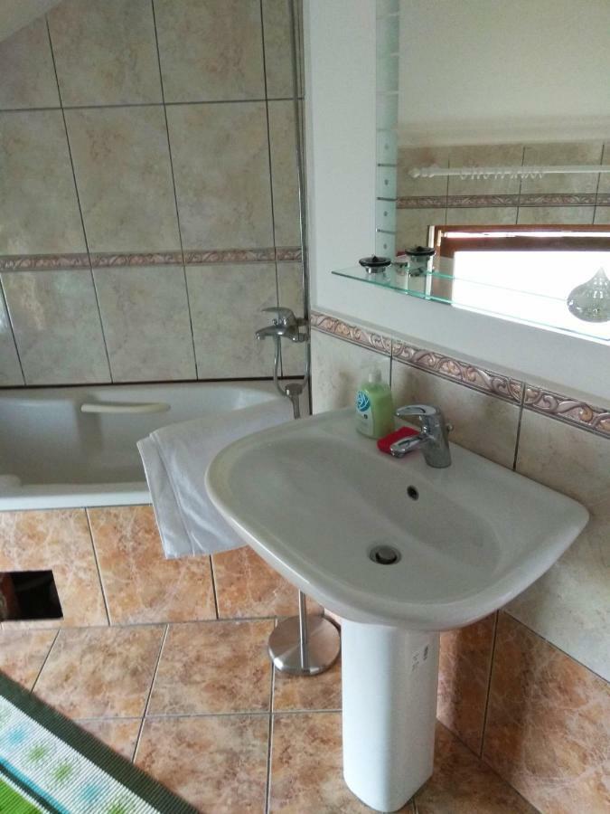 Apartman Marija คาสตาฟ ภายนอก รูปภาพ