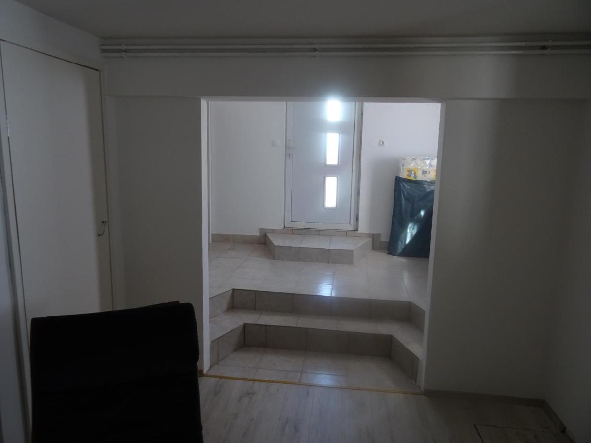 Apartman Marija คาสตาฟ ภายนอก รูปภาพ